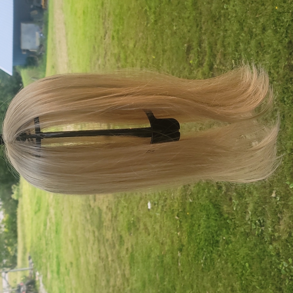 Jon Renau Easipart 18 HD hair topper. 22MB  Sesame Blonde